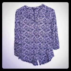 Lucky Brand designed long sleeve shirt